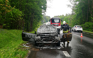 Na wyjeździe  z Olsztyna zapaliło się osobowe auto